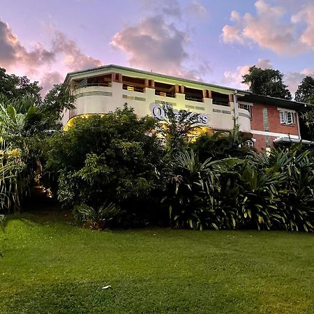 Babinda Quarters Hotel Ngoại thất bức ảnh