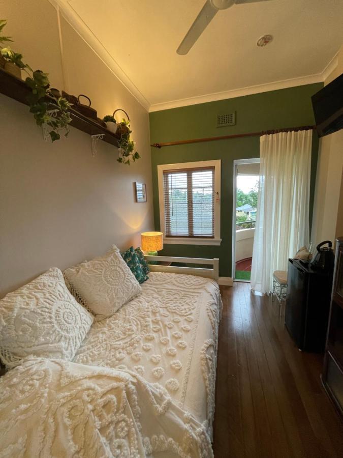 Babinda Quarters Hotel Ngoại thất bức ảnh