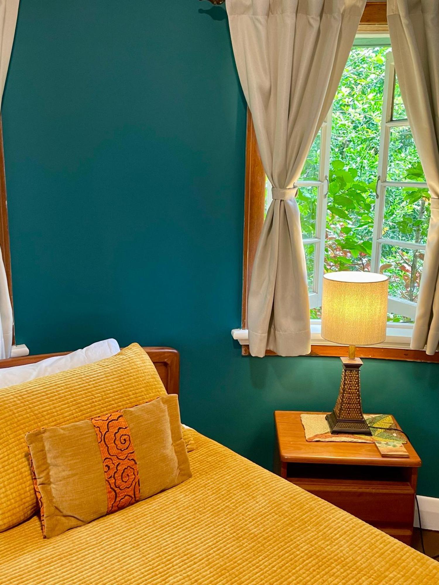 Babinda Quarters Hotel Ngoại thất bức ảnh